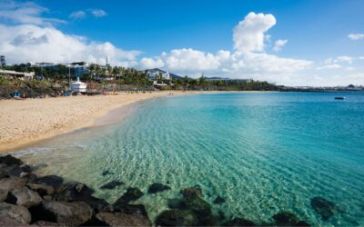 Playa Blanca, destino turístico para el relax en el sur de Lanzarote